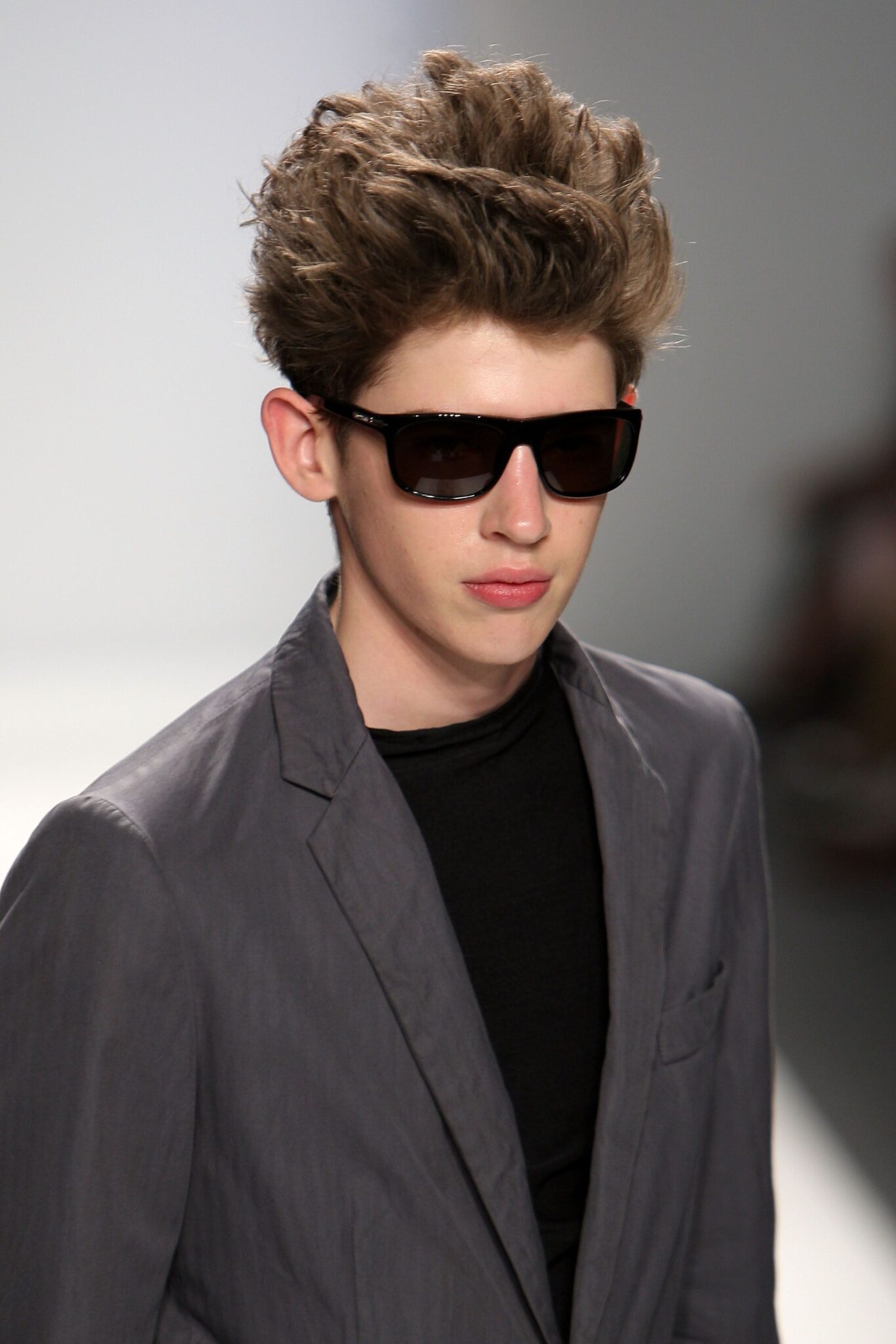 Top 20 80s Boy Haircuts: Vintage Styles for Retro Lovers